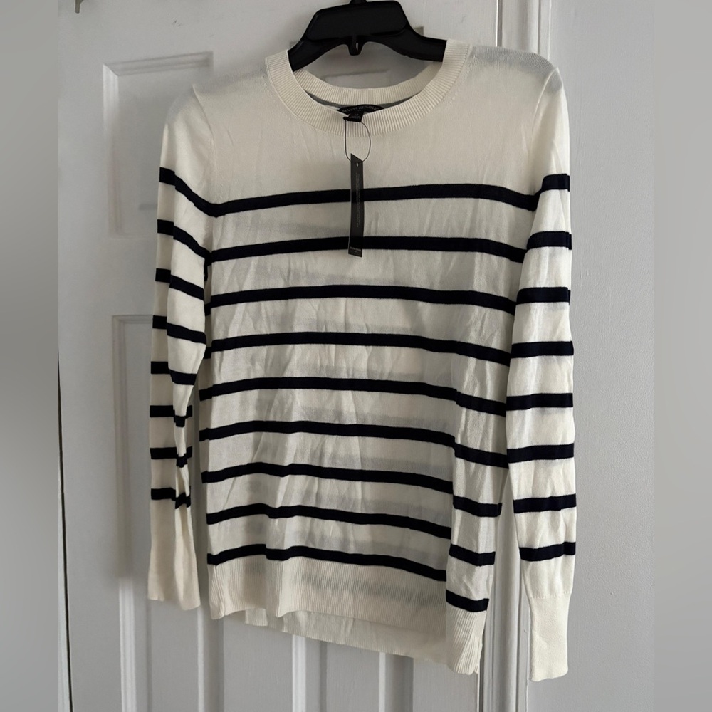 Banana Republic Striped Crewneck Sweater in Black and Cream